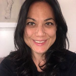 Meet your Posher, Dee